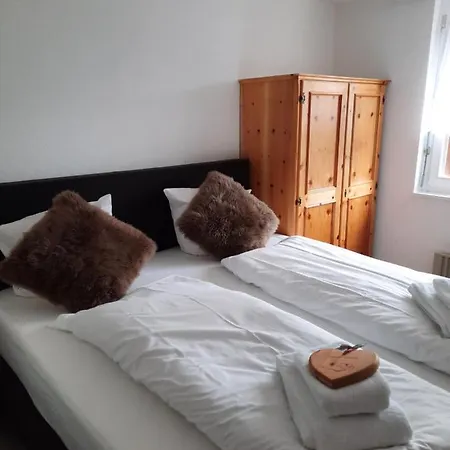 Morgenrot Bergbeiz B&B לינה וארוחת בוקר Embd